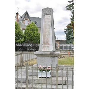 le monument aux morts