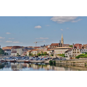 La Ville et la Dordogne