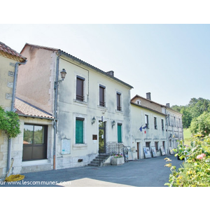 eyvirat commune de bantome en perigord  le village