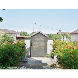 le monument aux morts