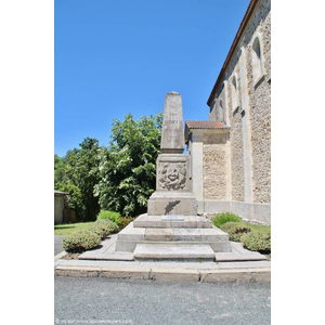 le monument aux morts