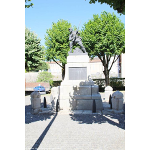 le monument aux morts 