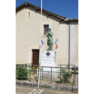 le monument aux morts