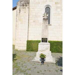 le monument aux morts