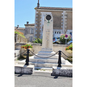 le monument aux morts 