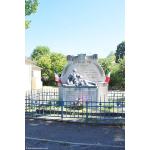 le monument aux morts