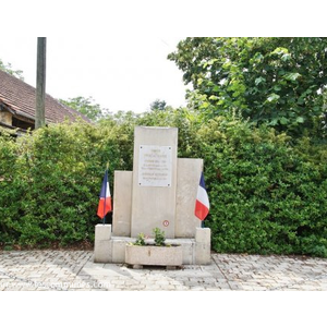 le monument aux morts