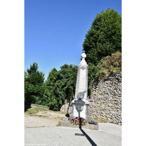 le monument aux morts