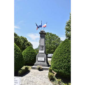 le monument aux morts