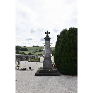 le monument aux morts