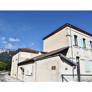 Commune de MONTLAUR EN DIOIS