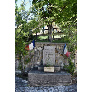 le Monument Aux Morts 