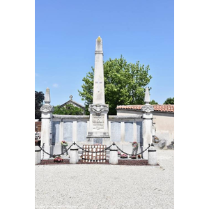 le Monument Aux Morts 