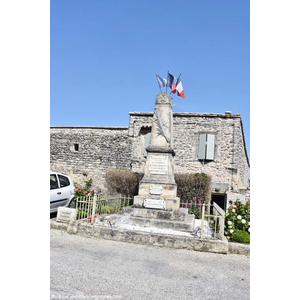 le Monument Aux Morts 