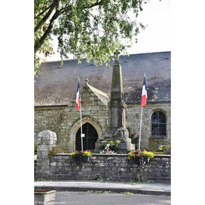 le monument aux morts