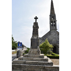 le monument aux morts