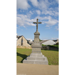 le monument aux morts