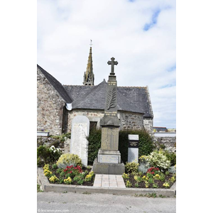 le monument aux morts