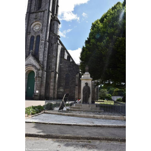 le monument aux morts