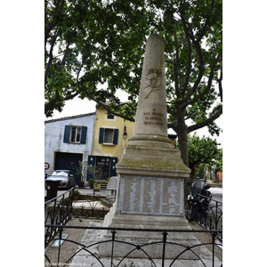 le monument aux morts