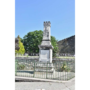 le Monument Aux Morts 