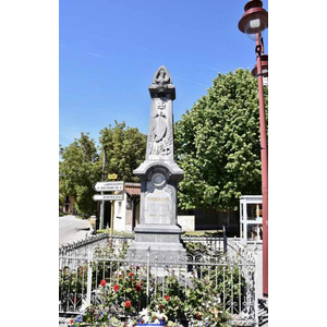 le Monument Aux Morts 