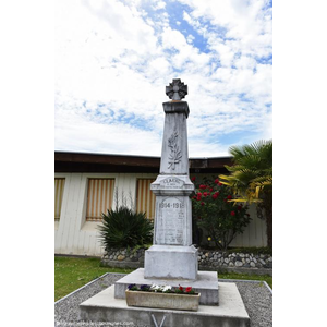 le Monument Aux Morts 