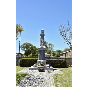 le Monument Aux Morts 