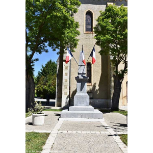 le Monument Aux Morts 