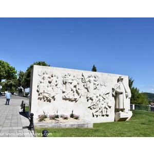 le Monument Aux Morts 