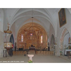 Choeur de l église St Laurent et ses peintures murales datant du XVème siècle