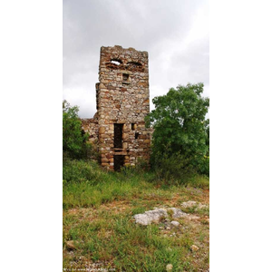 Ruines du Château St Baulery ( La Tour )