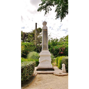 Le Monument-aux- Morts