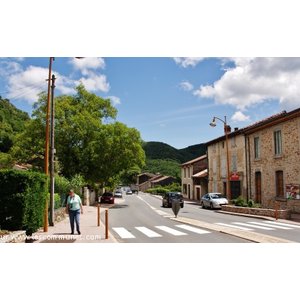Le Village