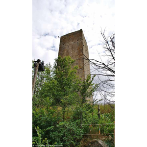 Tour de Montady ( vestige d un ancien Château )