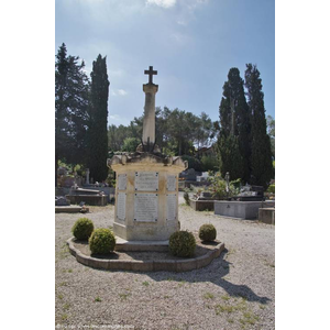 le Monument Aux Morts 