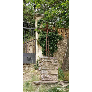 Le Village ( Croix )