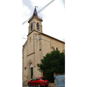 L église