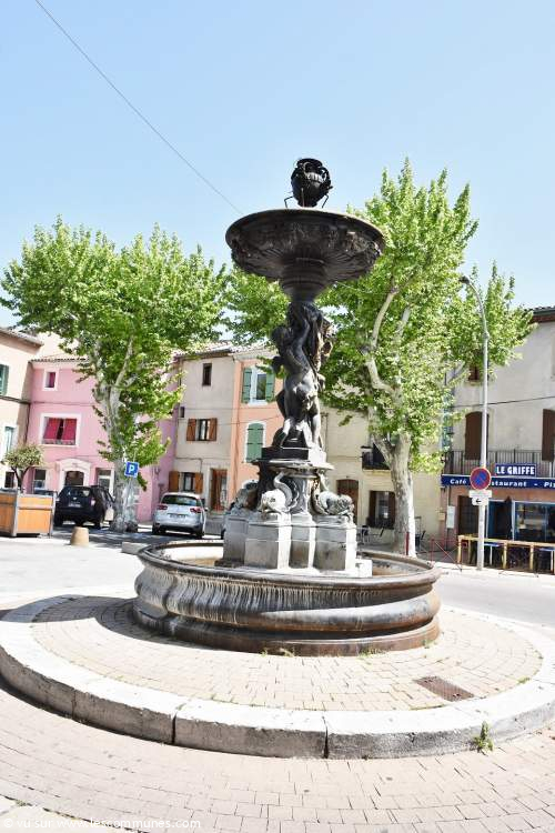 Mairie et Office de tourisme ST