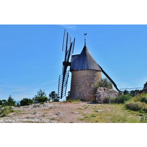 Le Moulin