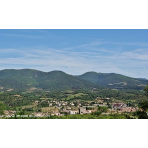 Le Village ( Les alentours )