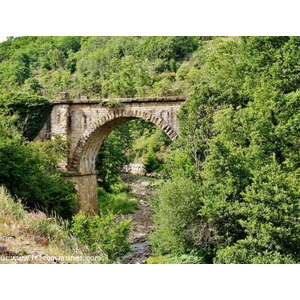 Pont sur Le Cledou