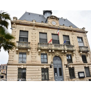 Commune de VILLENEUVE LES MAGUELONE