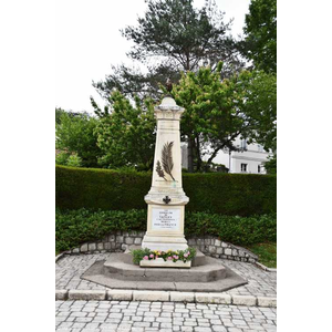 le Monument Aux Morts 