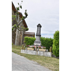 le monument aux morts