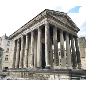 Temple d Auguste et Livie