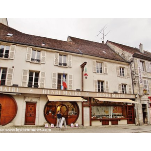 La Commune ( Henri-Maire )