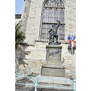 le monument aux morts