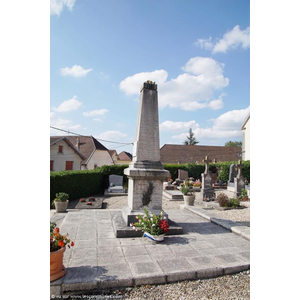 le monument aux morts 