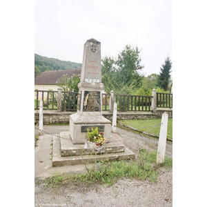 le monument aux morts